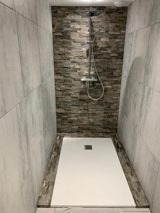 Studio A La Campagne & Jacuzzi Montcornet  外观 照片