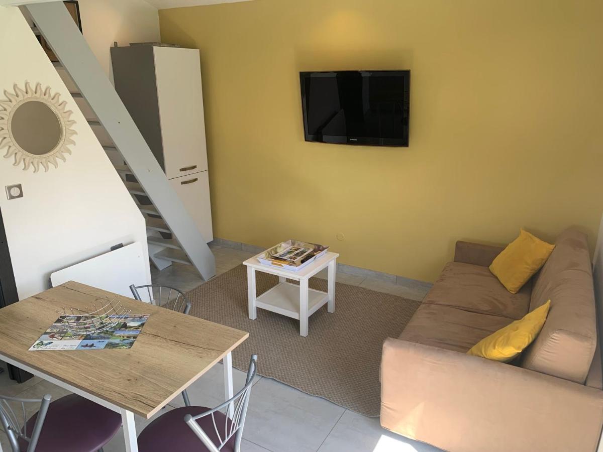 Studio A La Campagne & Jacuzzi Montcornet  外观 照片